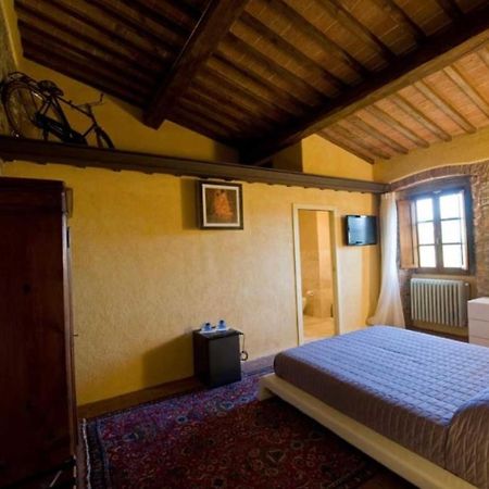 Room In Bb - Agriturismo Sottotono, Nature And Relax Карминьяно Экстерьер фото
