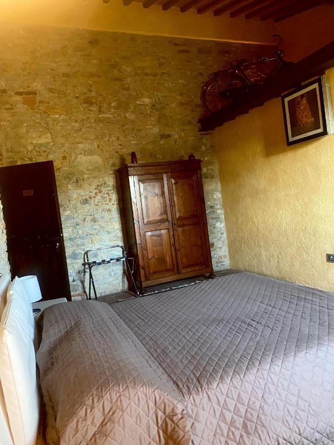 Room In Bb - Agriturismo Sottotono, Nature And Relax Карминьяно Экстерьер фото